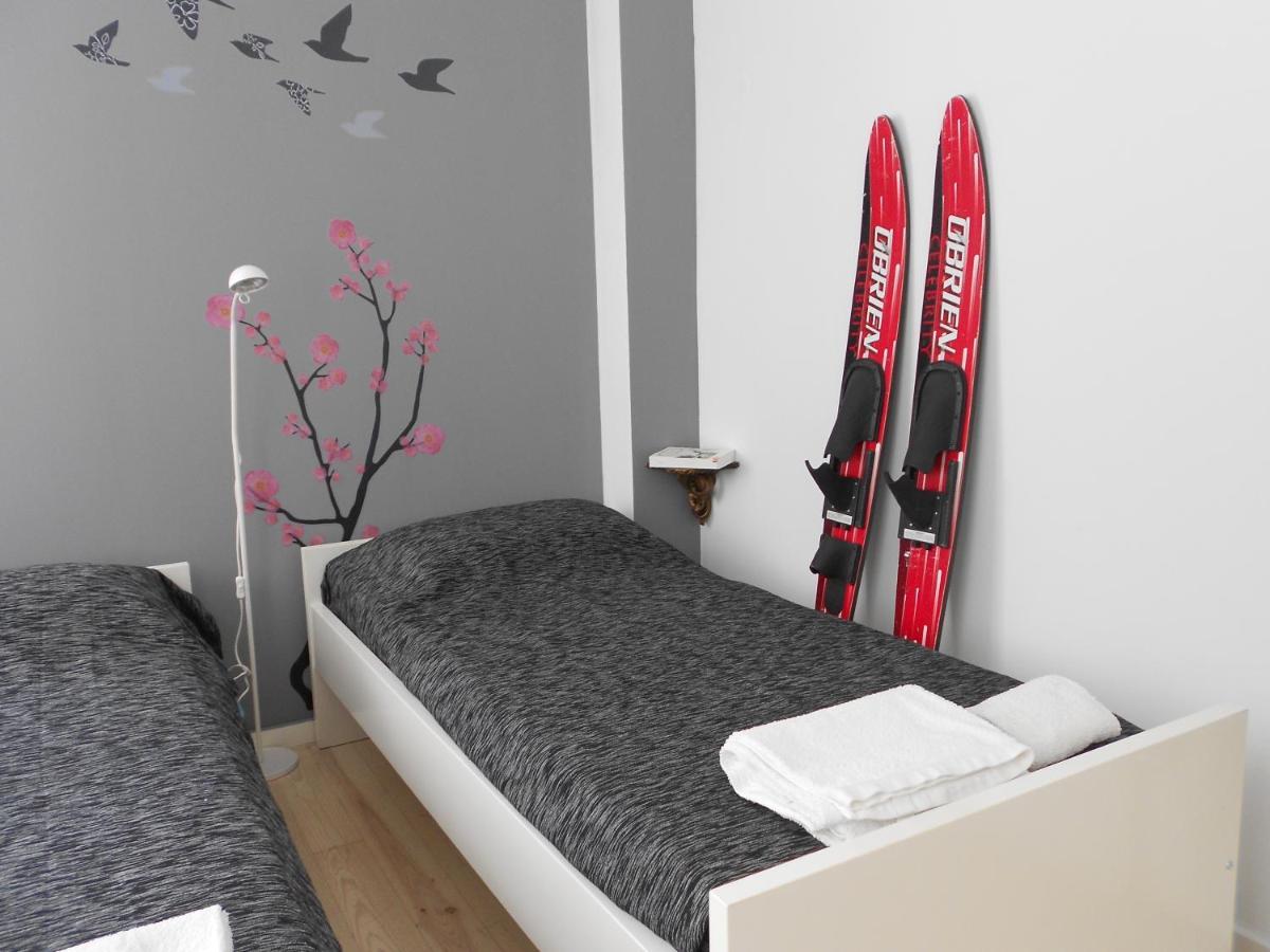 Triplex - Quarto Com W.C. Privado ลิสบอน ภายนอก รูปภาพ